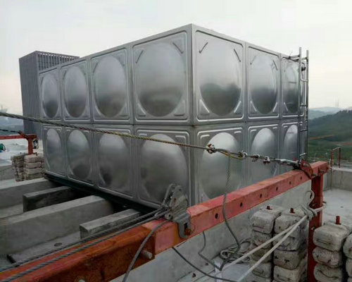 郑州不锈钢水箱案例（某大学45吨保温水箱项目）